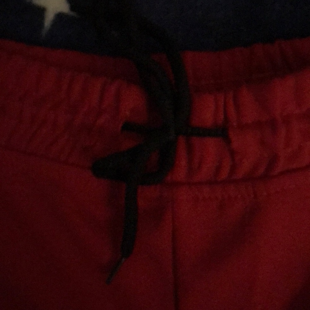 Red Sweatpants (Rerun) - Picture 4 of 7